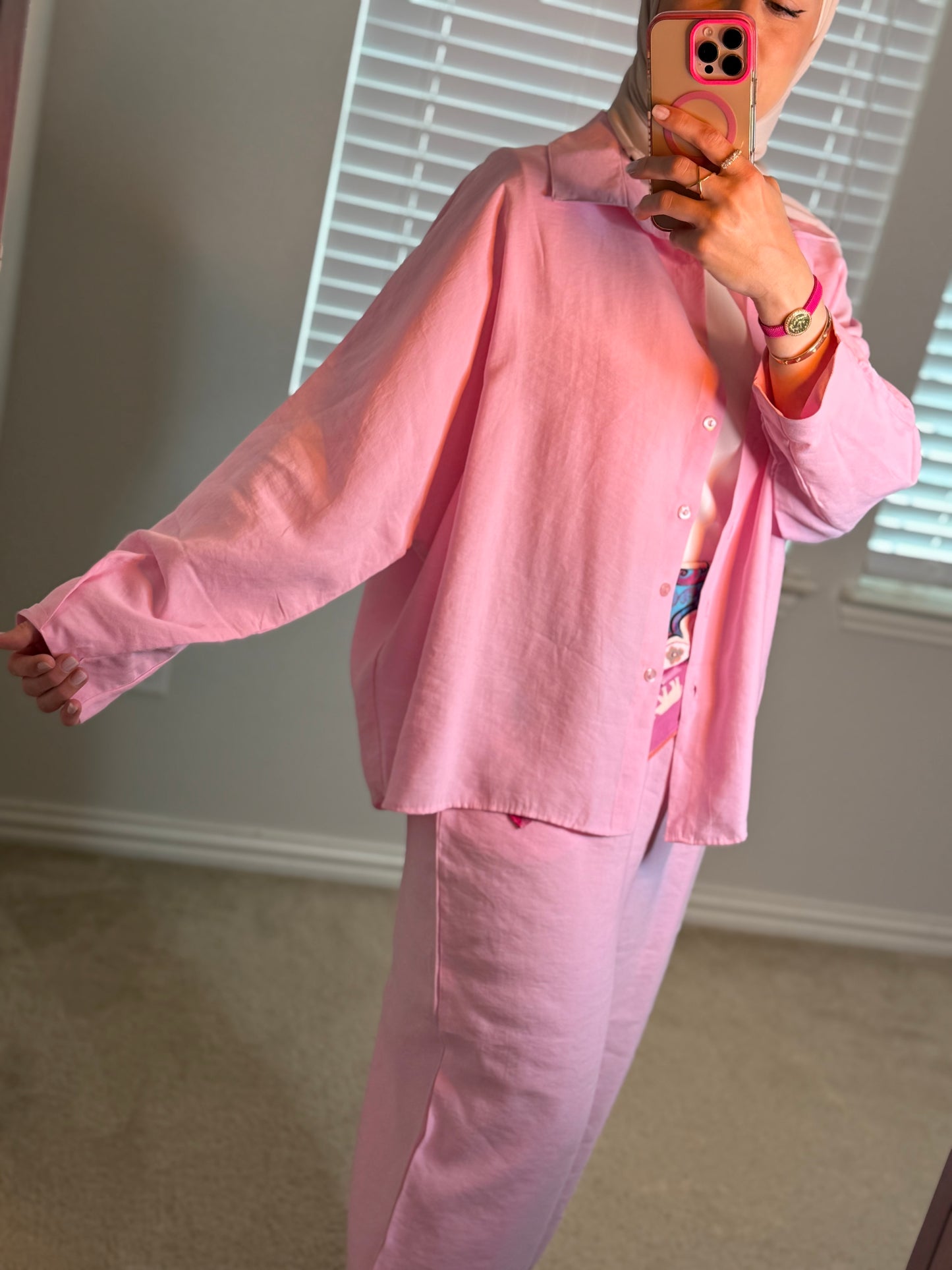 Two-piece oversized linen outfit