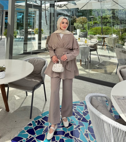 Linen light brown suit