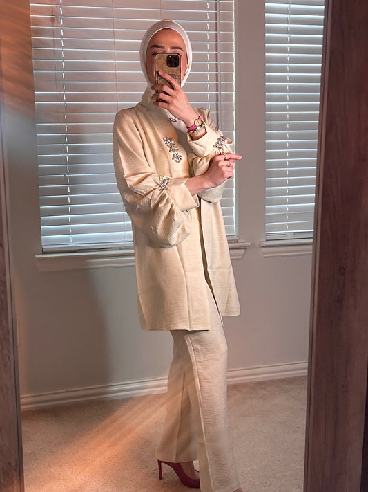 Linen beige suit